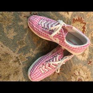 Iconic Tretorn pink/white check tennis shoes